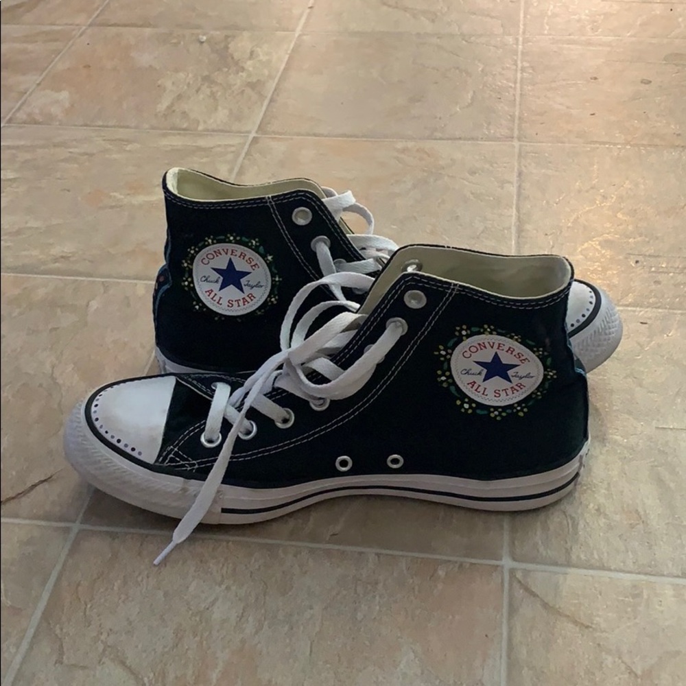 Women’s painted high top Converse